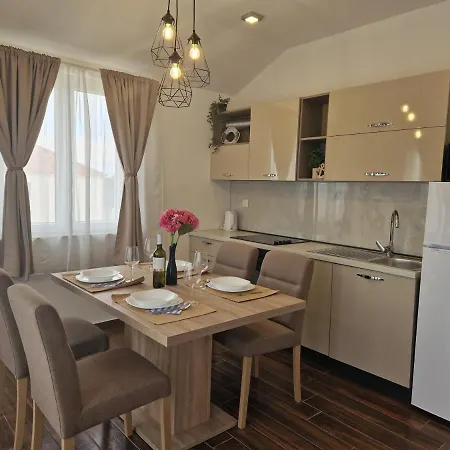 Meri Apartman