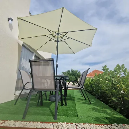 Meri Apartman