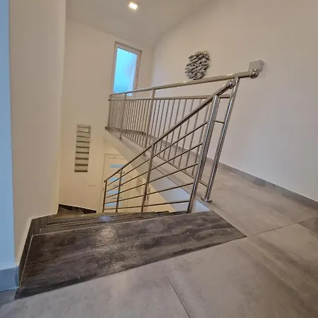 Meri Apartman *