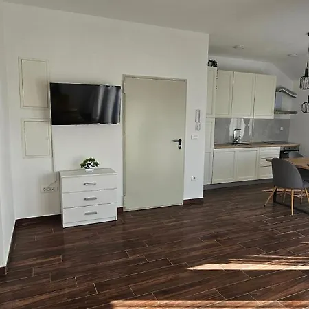 Meri Apartman