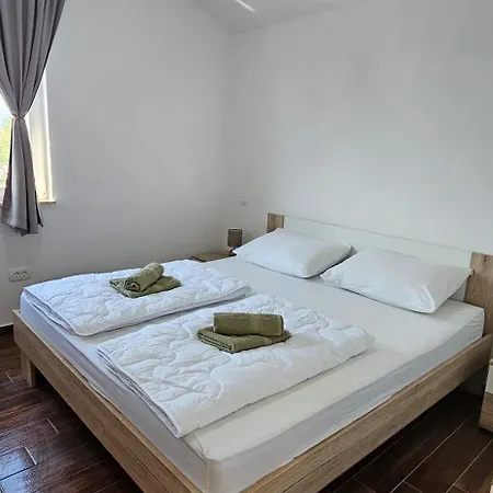 Meri 아파트 프리블라카